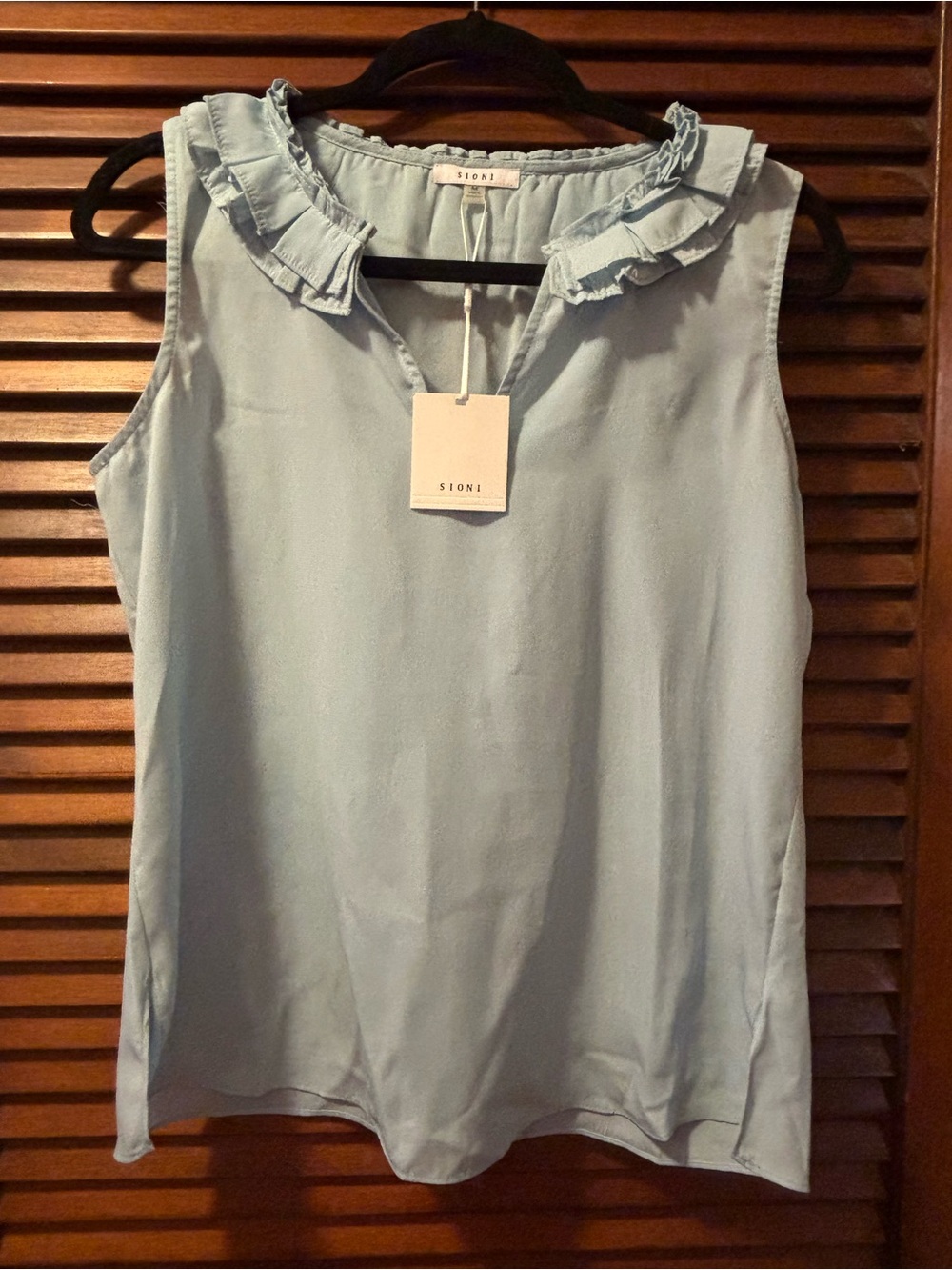 Sioni Light Blue Sleeveless Ruffle Collar Camisole